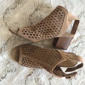 Women’s size 7.5 shoe